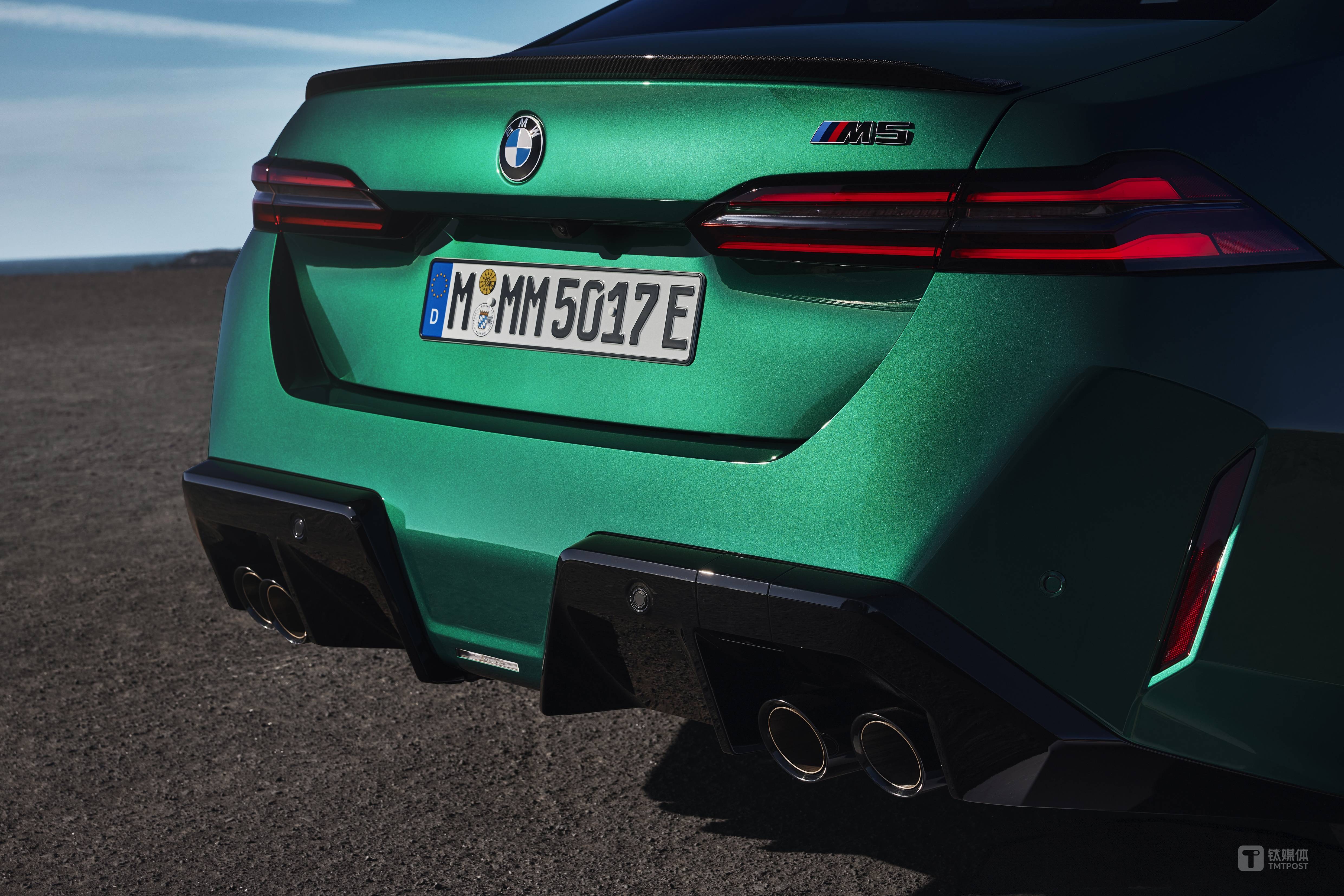 全新BMW M5